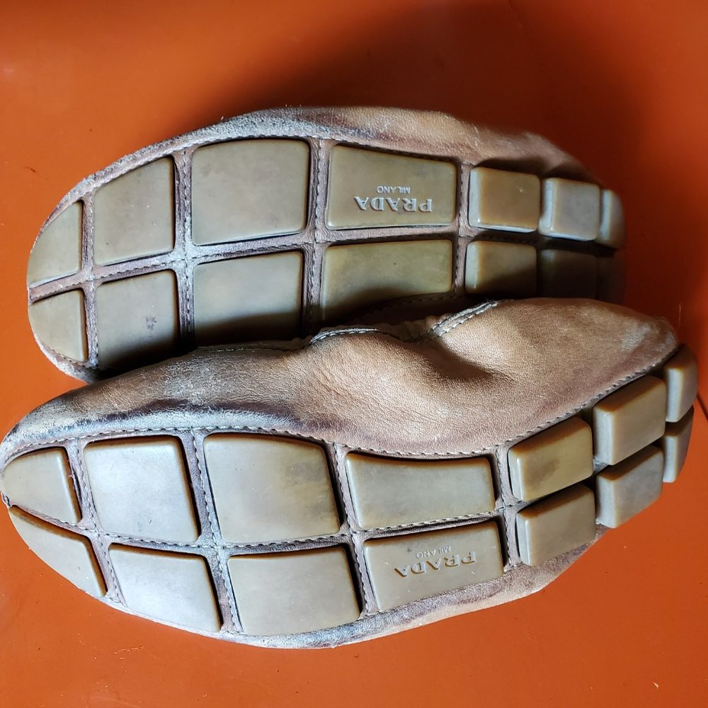 Tan Leather Prada Flats Size 37.5 - Picture 4 of 5